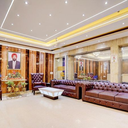 Super Townhouse Jageer Palace Near Mayapuri Chowk New Delhi Exterior photo