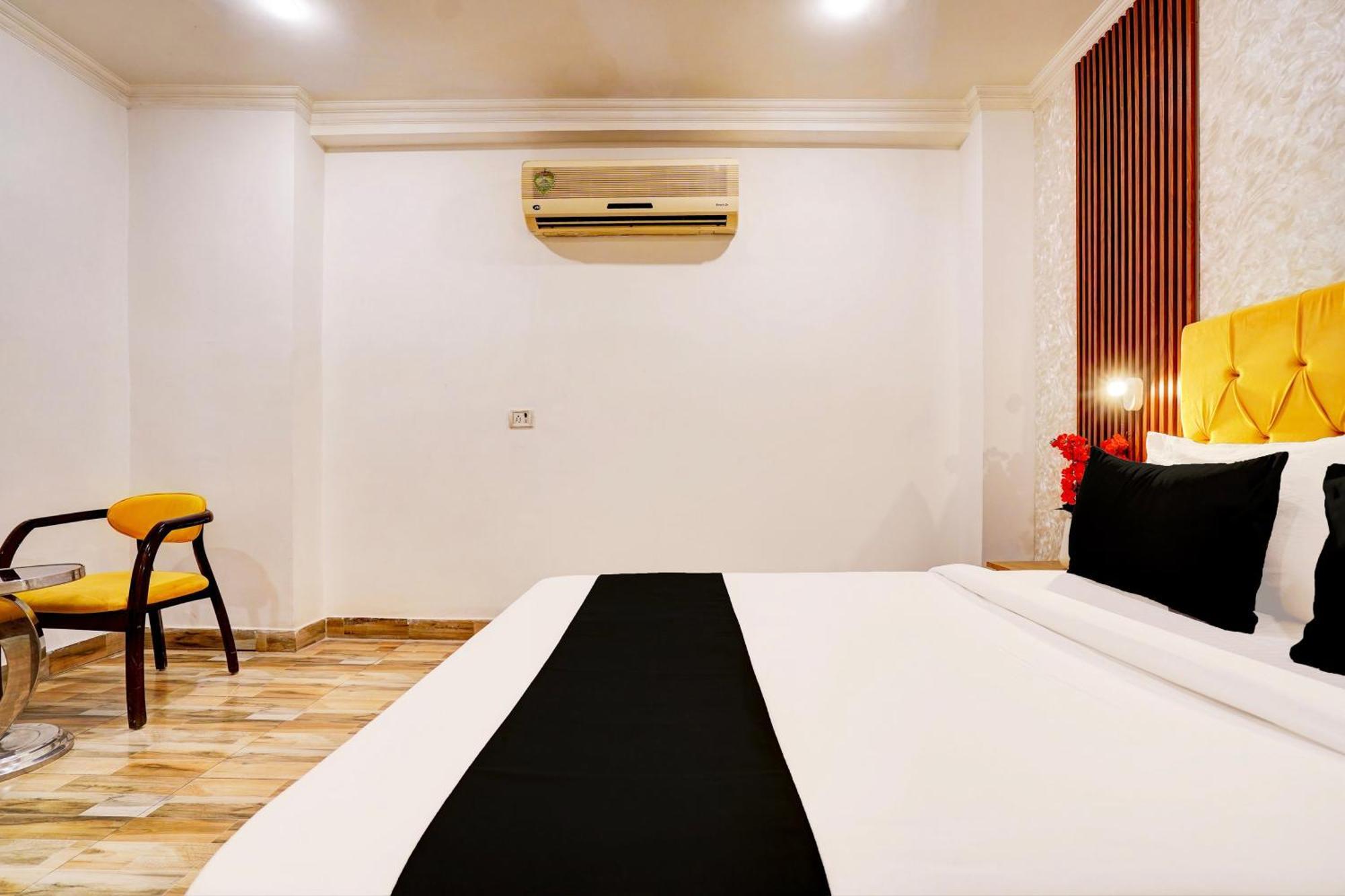 Super Townhouse Jageer Palace Near Mayapuri Chowk New Delhi Exterior photo