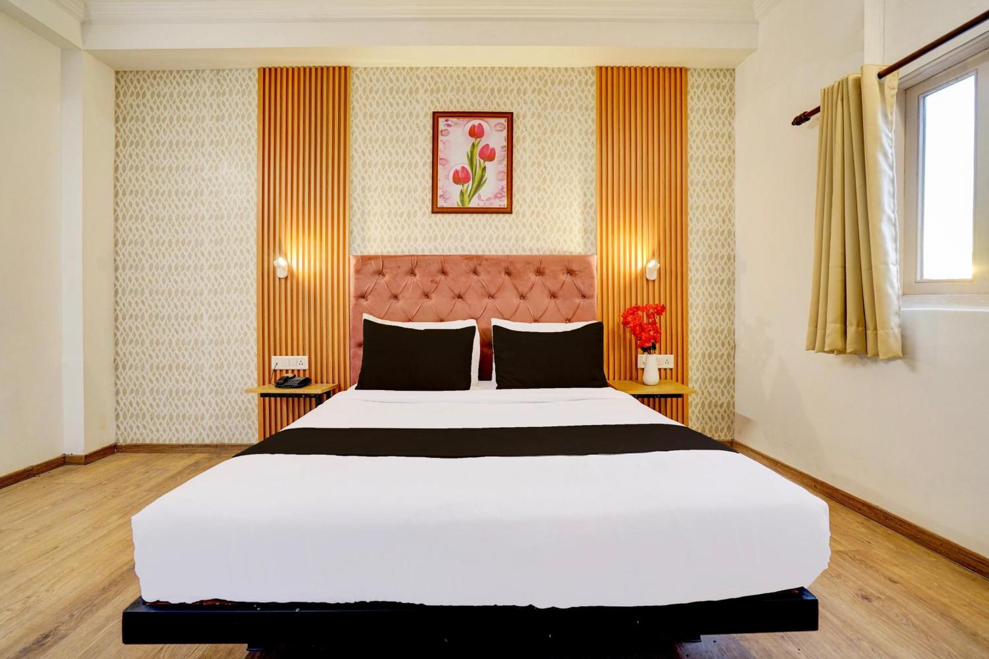 Super Townhouse Jageer Palace Near Mayapuri Chowk New Delhi Exterior photo