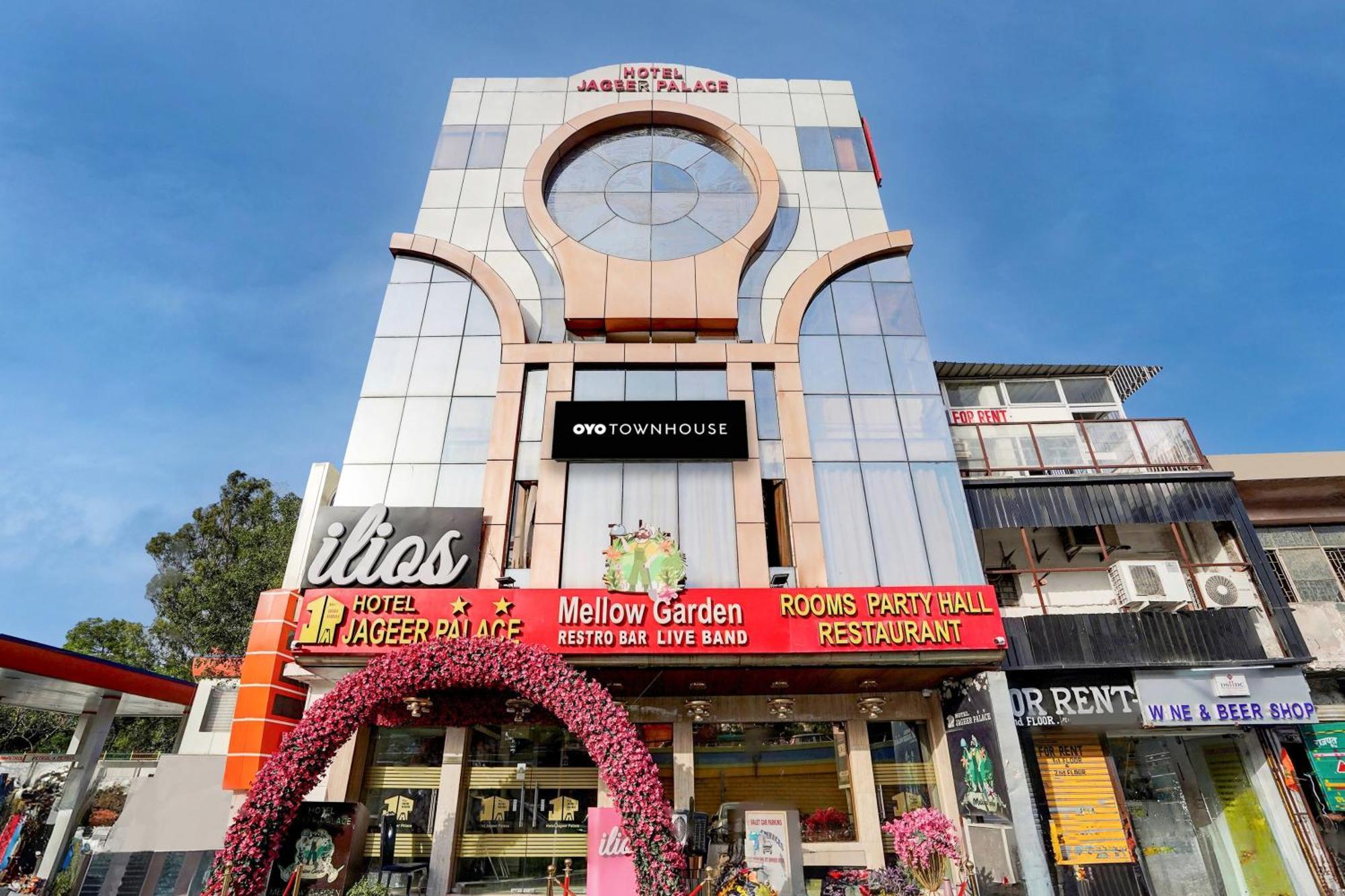 Super Townhouse Jageer Palace Near Mayapuri Chowk New Delhi Exterior photo